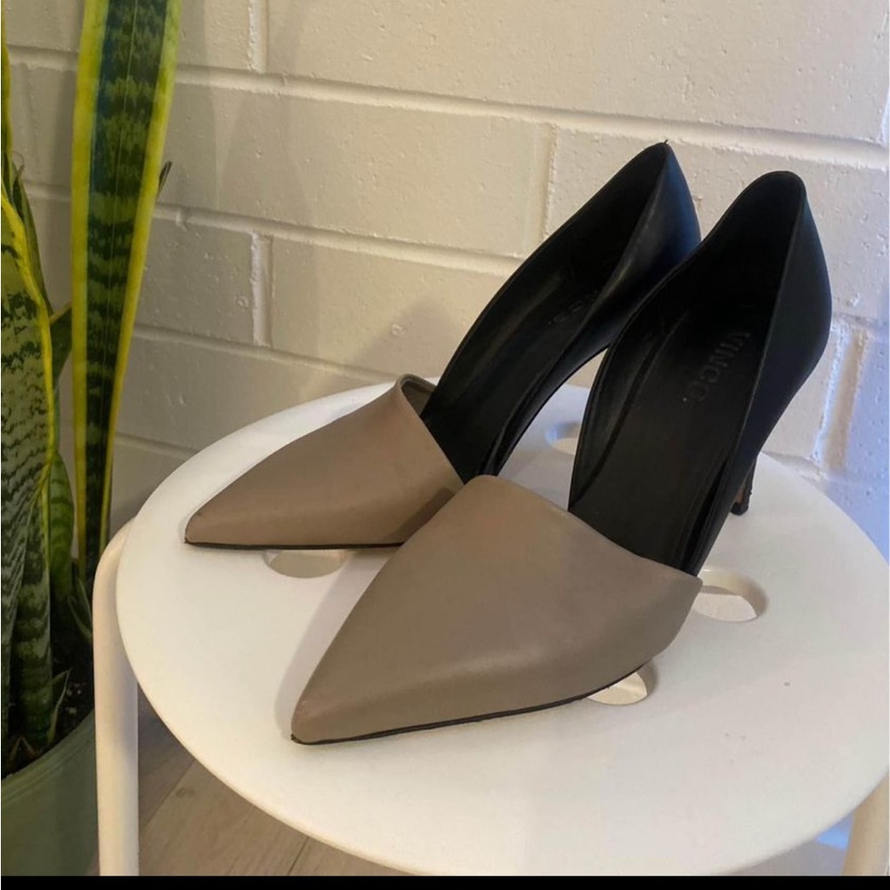 Vince Cosette 2-tone Pointy Pump
